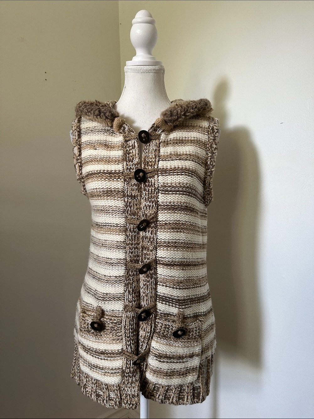 MIDTOWN Y2K Striped Wool Blend Boho Hippie Knit Hooded Sleeveless Sweater Medium